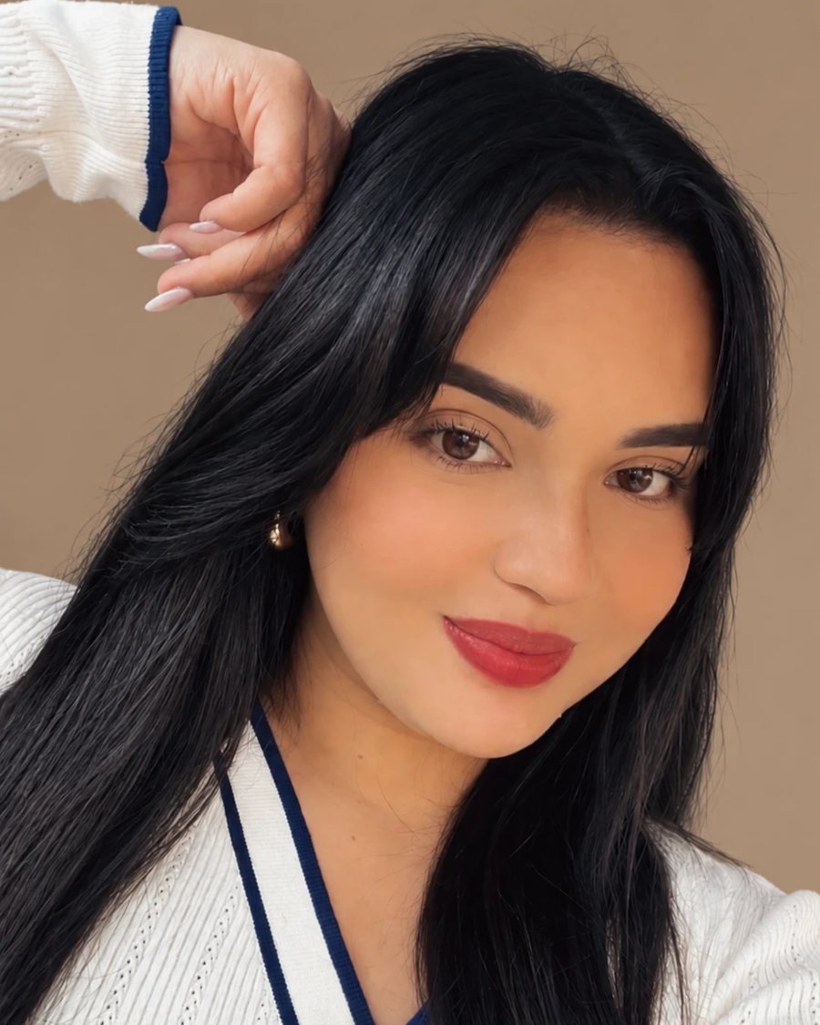 Dalia Gracia, stylist at Salon 80 West